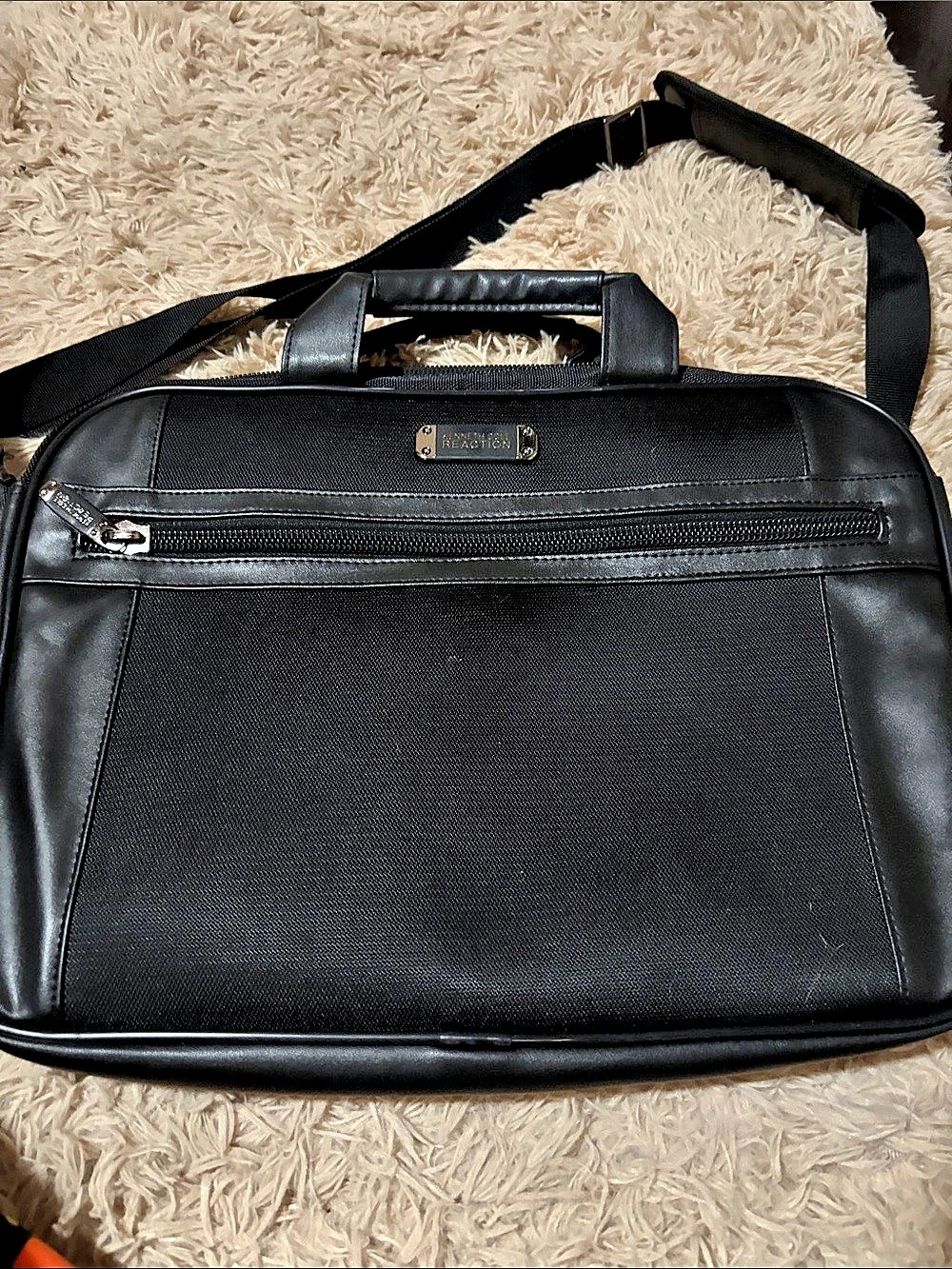 Kenneth Cole Reaction R-Tech Laptop Briefcase Black